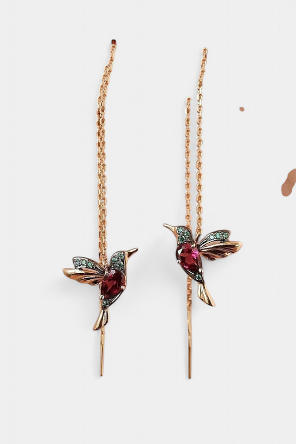 NÁUŠNICE S MOTÍVOM PTÁČIKA A MIXOVANÝCH ZIRKÓNOV